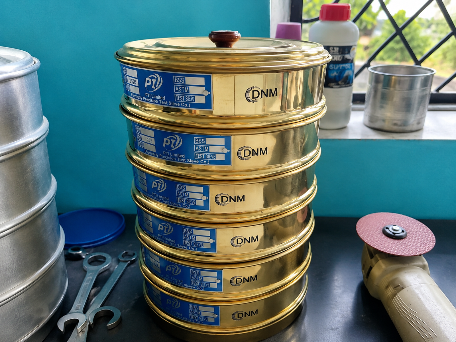 DNM Infra quality control laboratory
